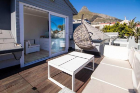 Sunny Sea Point Home